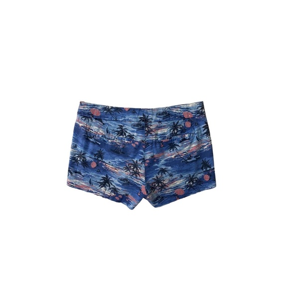 J.Crew Women’s Chino Fit Tropical Print Shorts - Picture 3 of 4